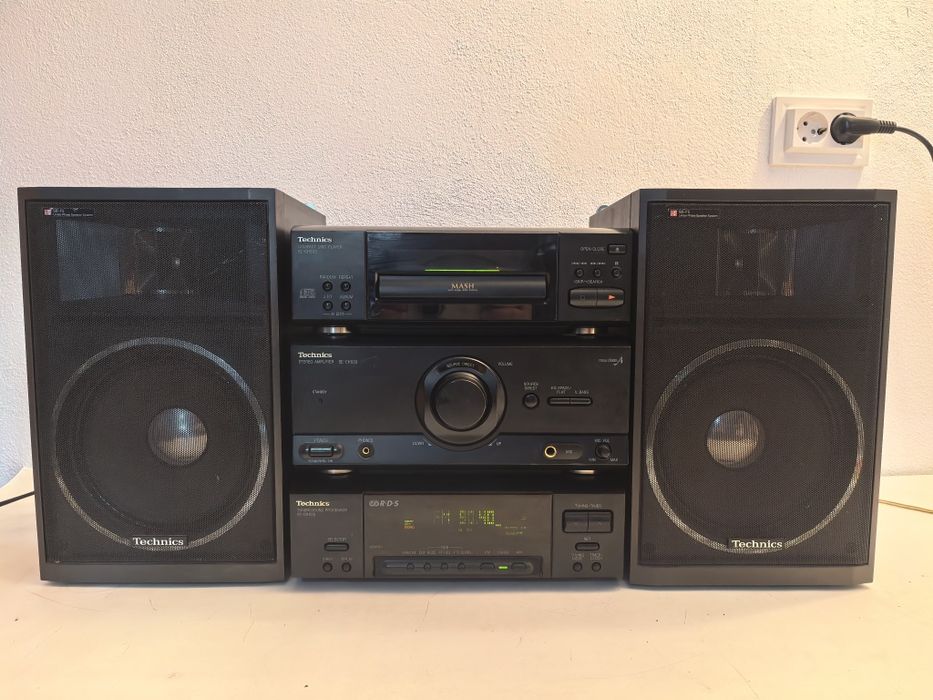 Combina Technics SE SL ST CH530 CD Tuner procesor sunet Boxe Technics SB F5