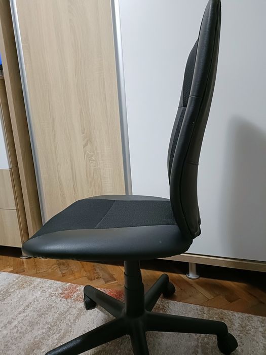 Scaun birou in stare perfectă