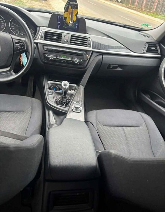 Vând BMW F31 318d 2013