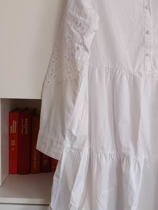 Дамска  бяла риза 
 с дълъг ръкав