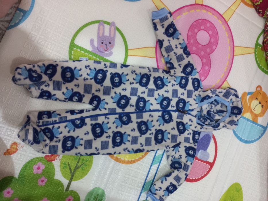 Комбинезон для малыша