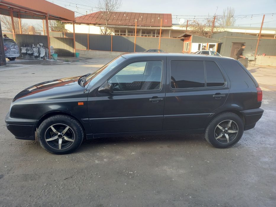 Фолгсваген Гольф 3