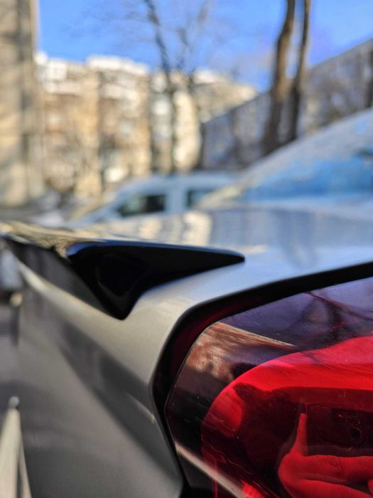 Eleron adaptabil pentru portbagaj Dacia Logan 1 facelift