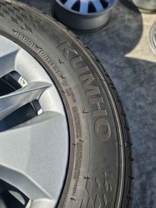 4 Броя 205/60/16 Kumho 2x7,3mm 2x6,8mm 23дот