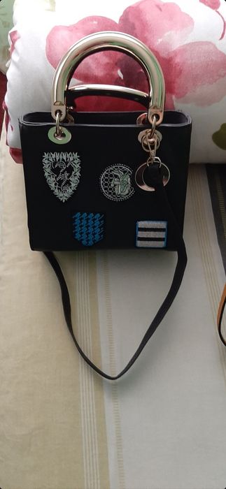 Geanta de dama și rucsac