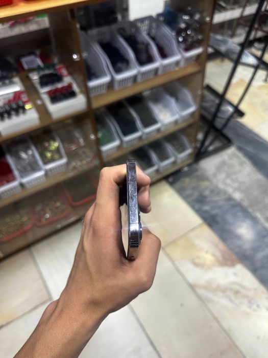 IPHONE 12 pro max sotilad