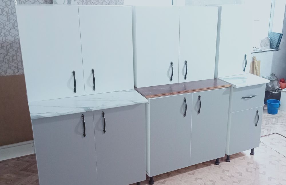 Кухонный гарнитур новый