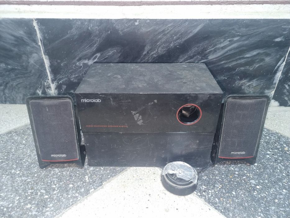 Microlab kalonka sotiladi Madeli m200