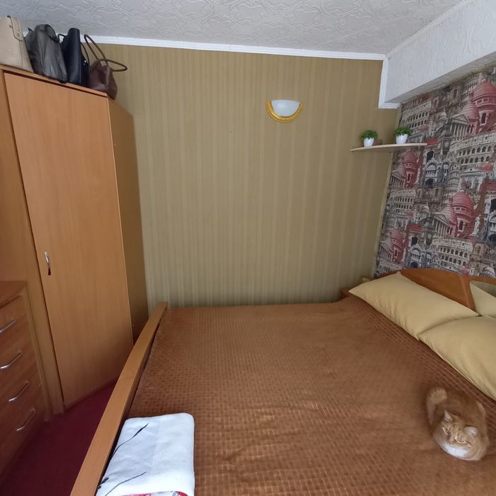 Мебель шкаф угловой и кровать