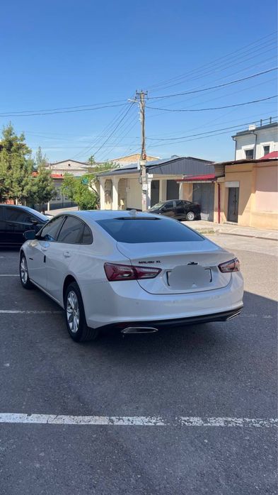 Chevrolet Malibu 2023 — 2