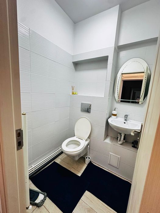 Apartament de închiriat