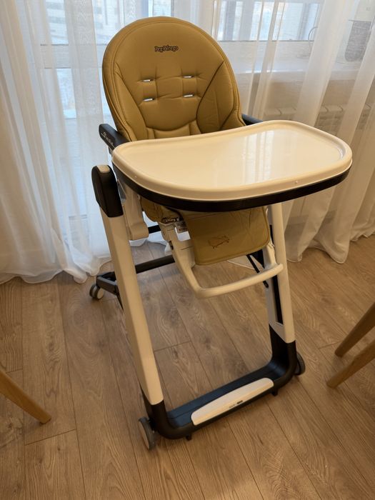 Продаю детский стул