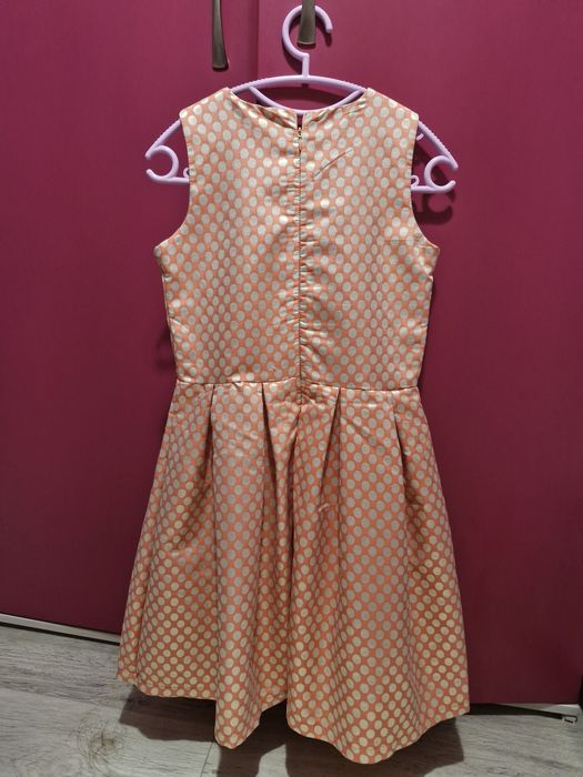 Детски рокли в отлично състояние