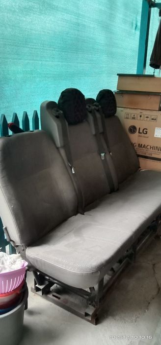 Сиденье автомобильное