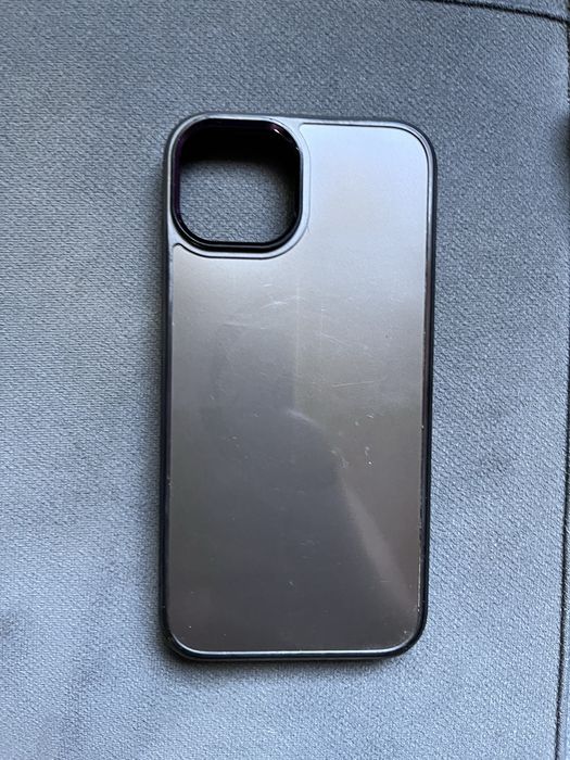Чехлы на iphone 13 базовый