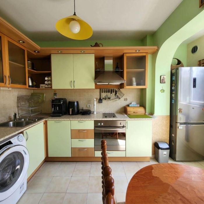 Дава се под наем Тристаен апартамент в София, Лозенец - 84 кв.м за 698.19 € - Снимка #3