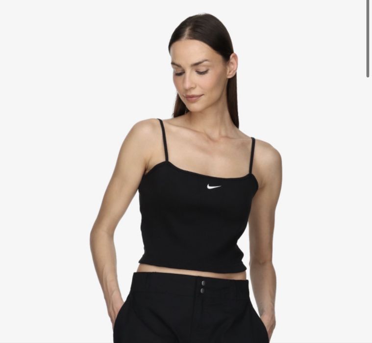 Дамски спортен топ Nike