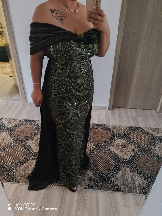Rochie eleganta cu pietre