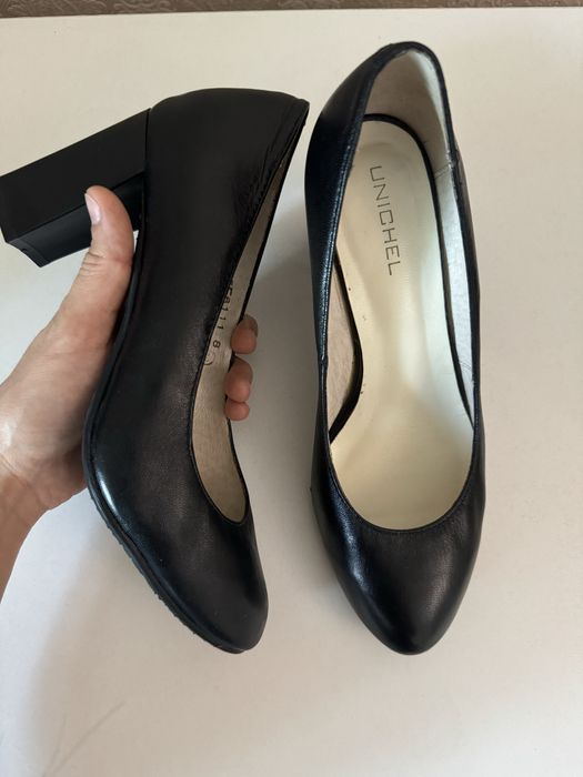 Классические туфли женские