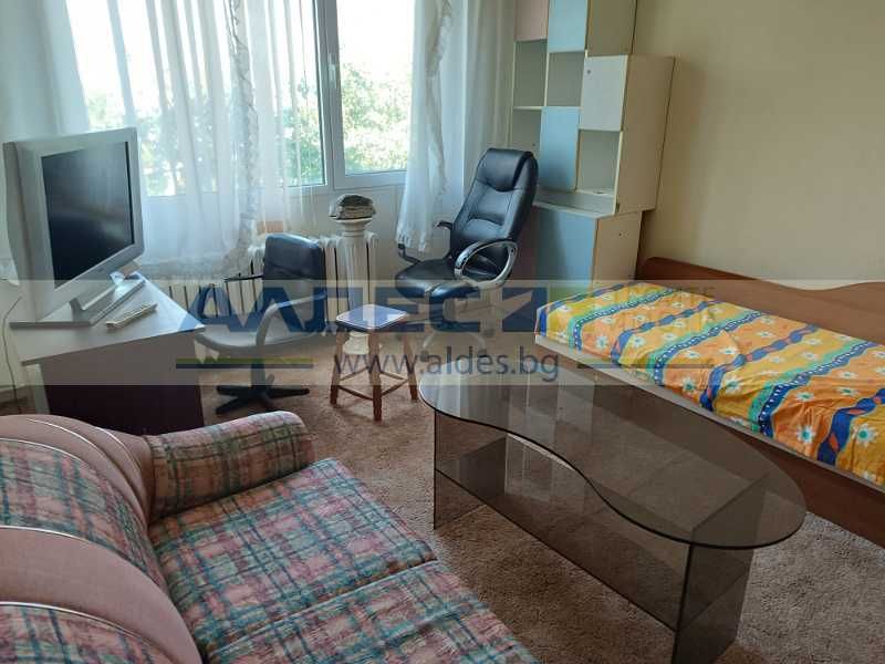 Дава се под наем Тристаен апартамент в София, Център - 85 кв.м за 500 € - Снимка #3