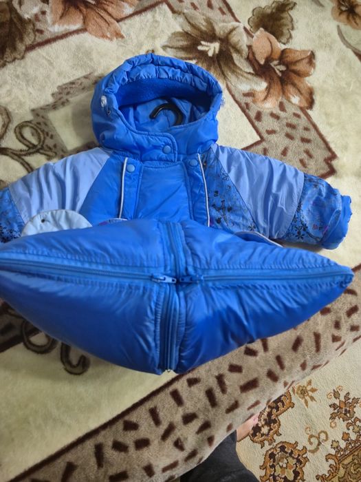 Продам детский зимний комбез