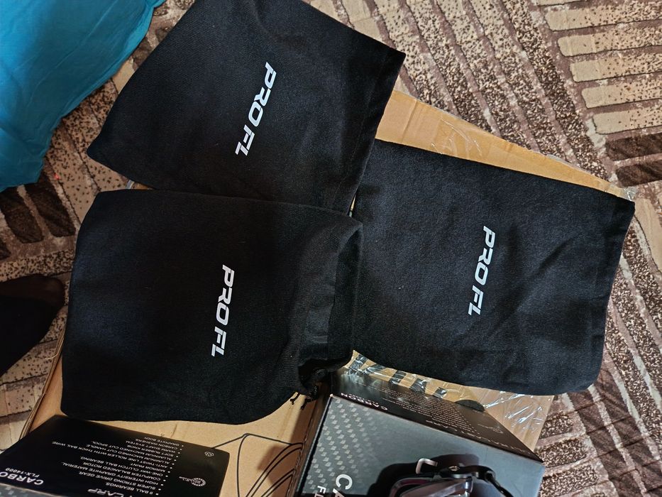 Set 3 mulinete pro fl ultra cast carbon echipate cu fir 0.30 bara cu d