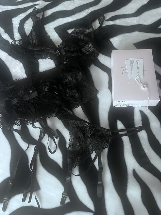 Set lenjerie intima dantela marime s/m