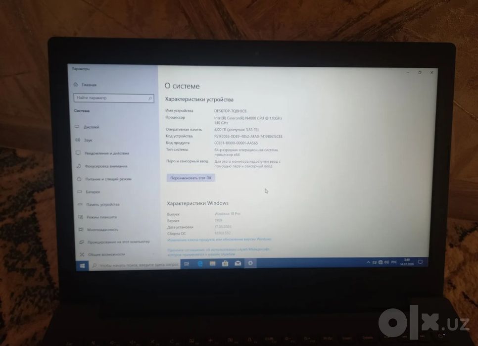 Lenovo noutbuki yaxshi holatda zaryadi 7-8 soatga yetadi