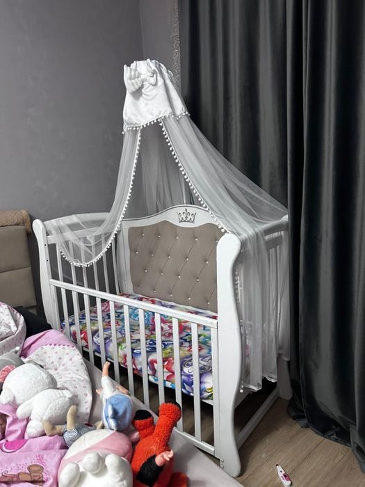 Детская кроватка