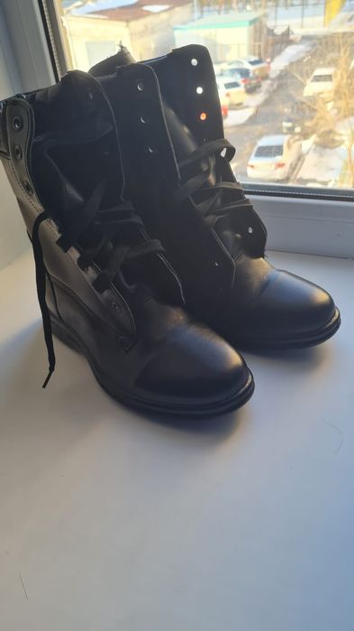 Продам берцы новые