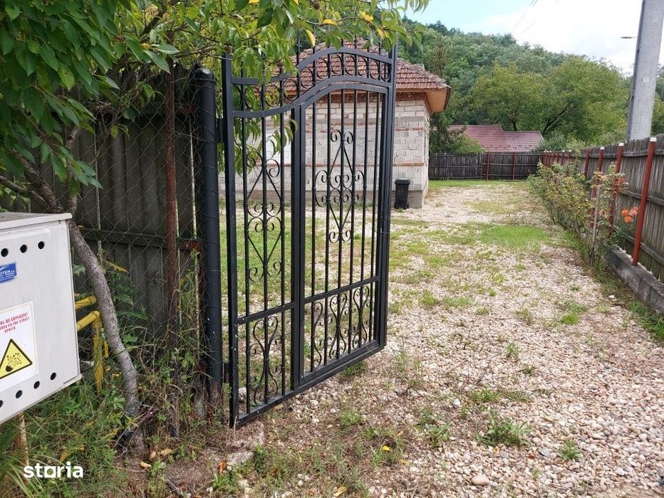 Casa de terminat in Bascov-Valea Ursului/strada Salcamilor