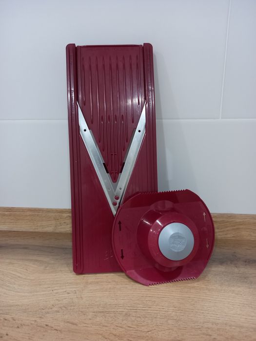 Продам профессиональную немецкую овощерезку Borner (модель «Джетсет»)