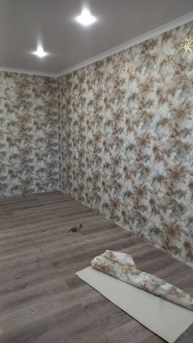 Клею обои недорого