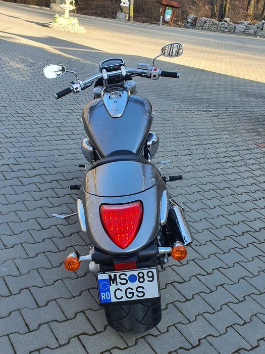 Suzuki M109R VZR 1800 Intruder Boulevard