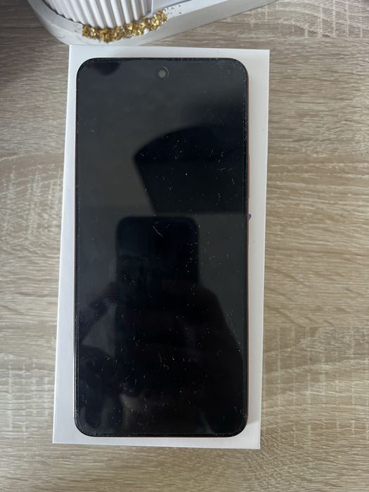 Продам телефон Vivo Y28