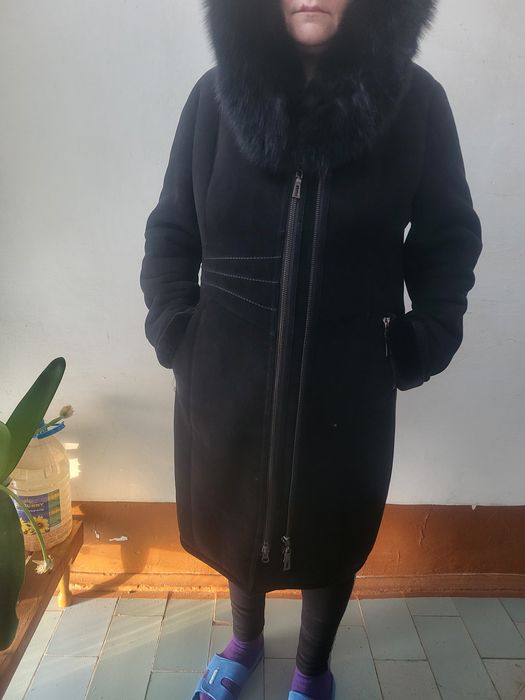 Продам новую теплую дубленку