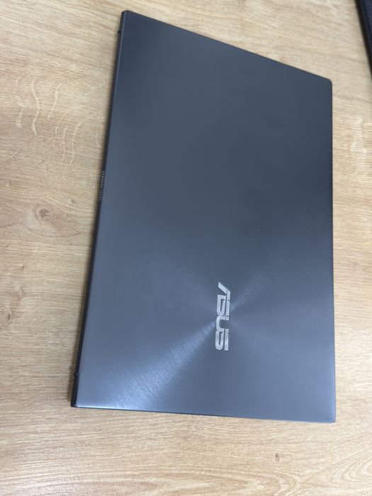 Laptop asus oled 13 inch