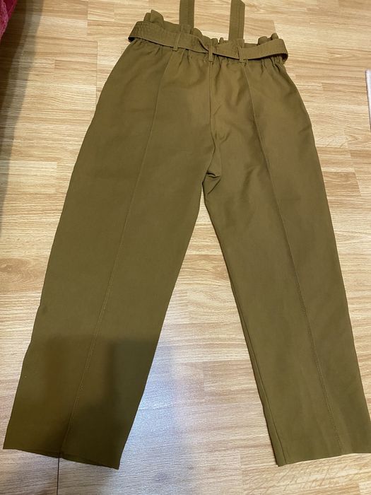 Vand pantaloni Zara