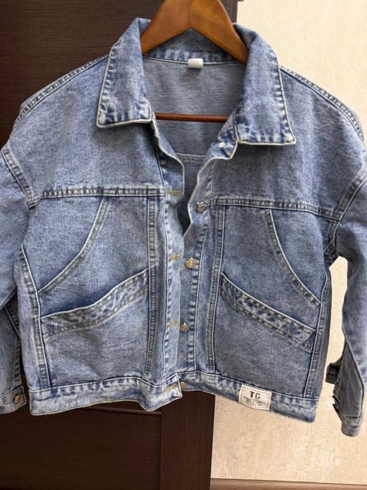 Продам джинсовую куртку, юбку