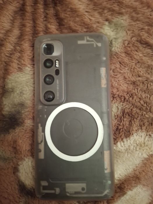 Xiaomi mi 10 ultra  и poco x6 pro