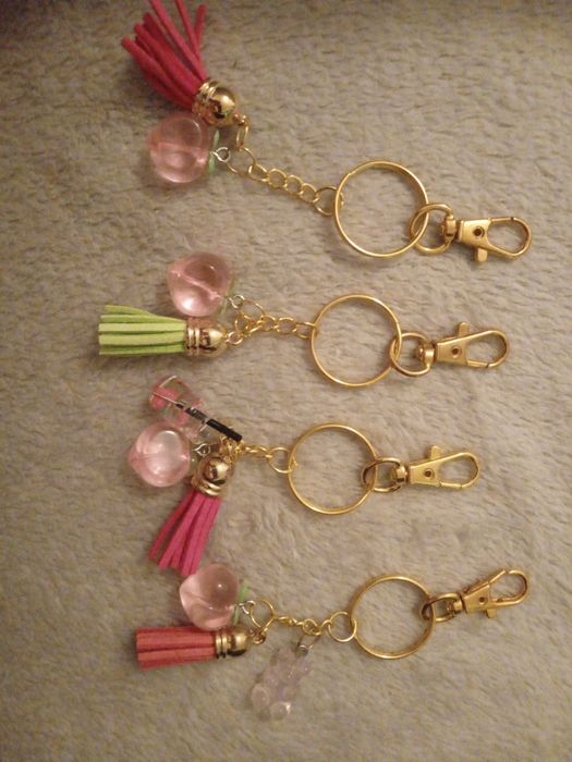 Brelocuri 7 lei bucata