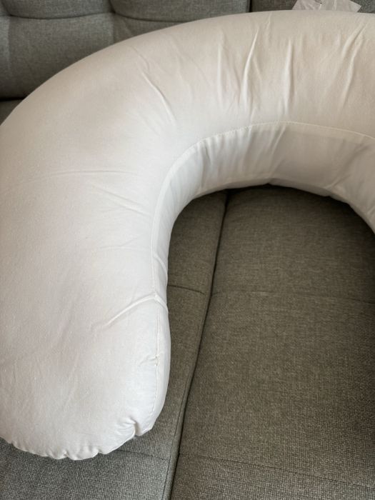 Perna de alaptat Len Ikea nefolosita + husa suplimentara