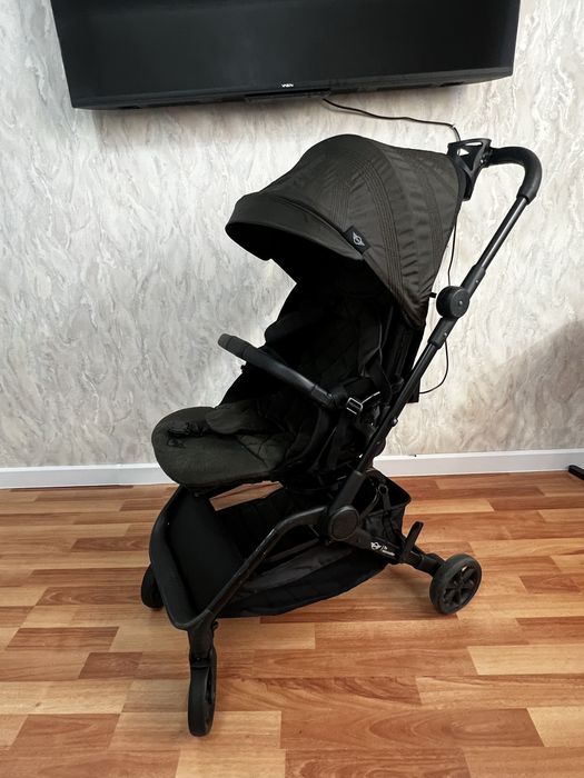 Продам коляску Easywalker в отличном состоянии