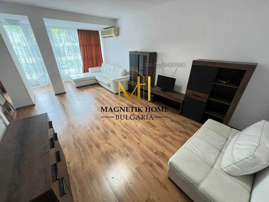 Кокетен двустаен апартамент до ”Новата поща” и центъра