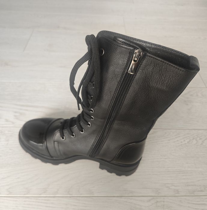 Нови!!! Кожени ботуши 39 номер