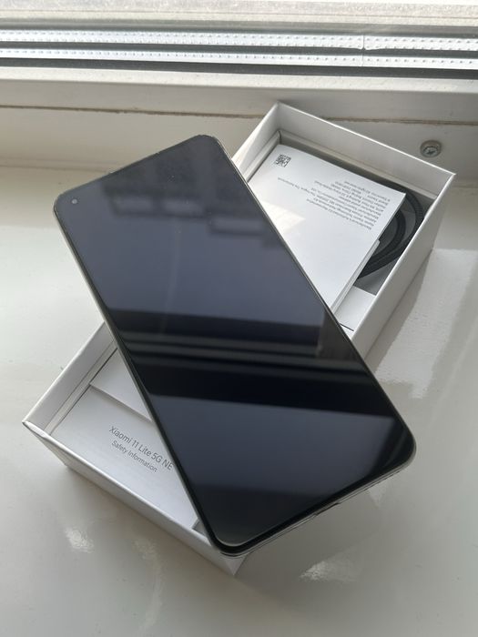 Xiaomi MI 11Lite 5G телефон смартфон
