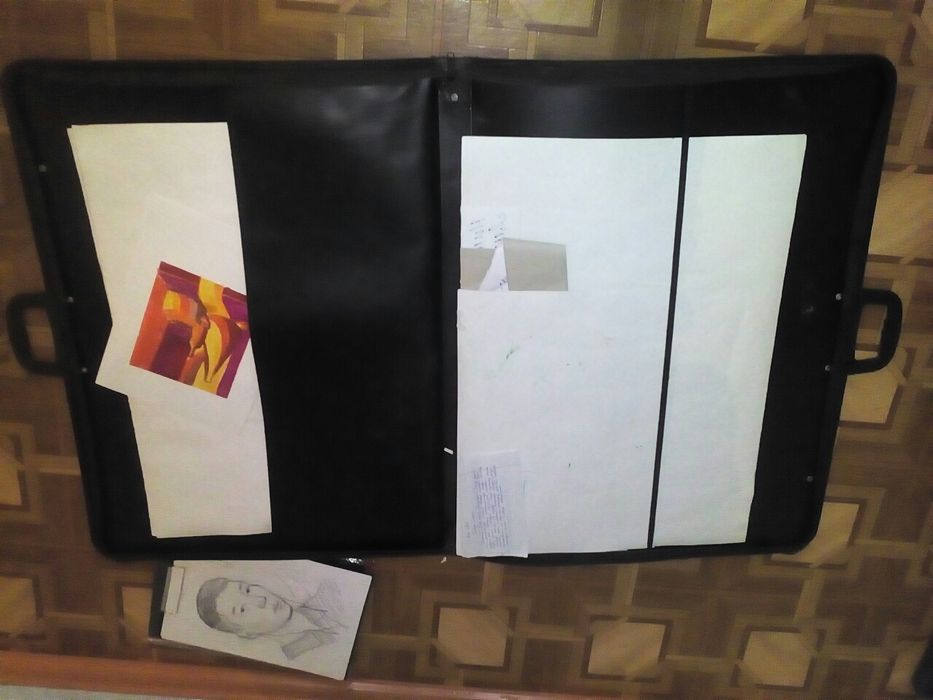 Продам папку для рисования, черчения