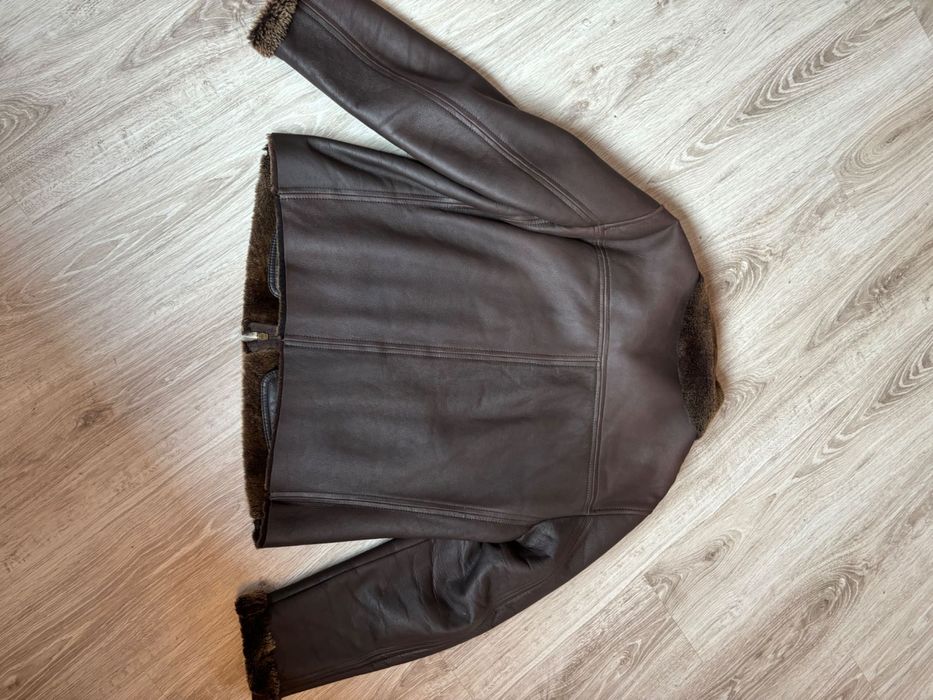 Cojoc Armani , 56  bărbătesc 300 eur