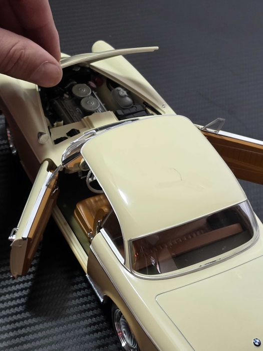 Macheta Auto 1/18 JADA Revell BMW 503 Coupe