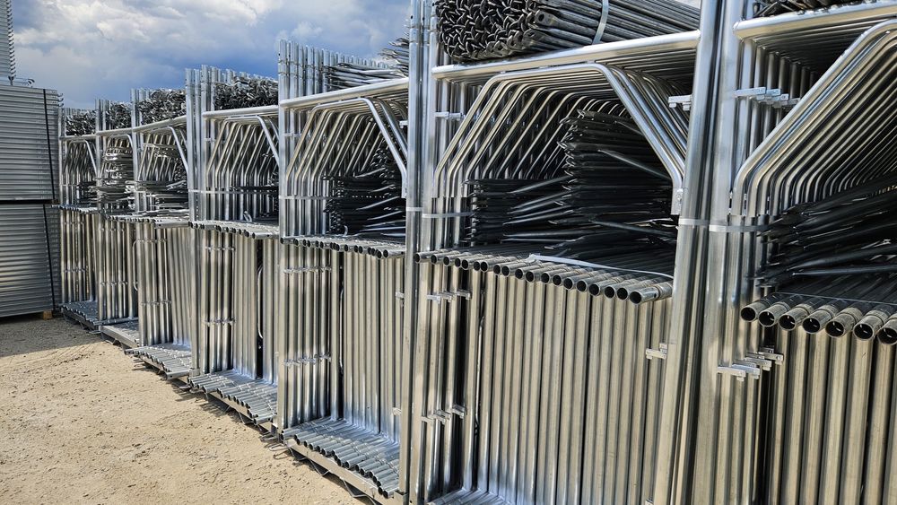 Schela metalica tip Italian, pre-zincat, 21,7€ + TVA / m2 conplet